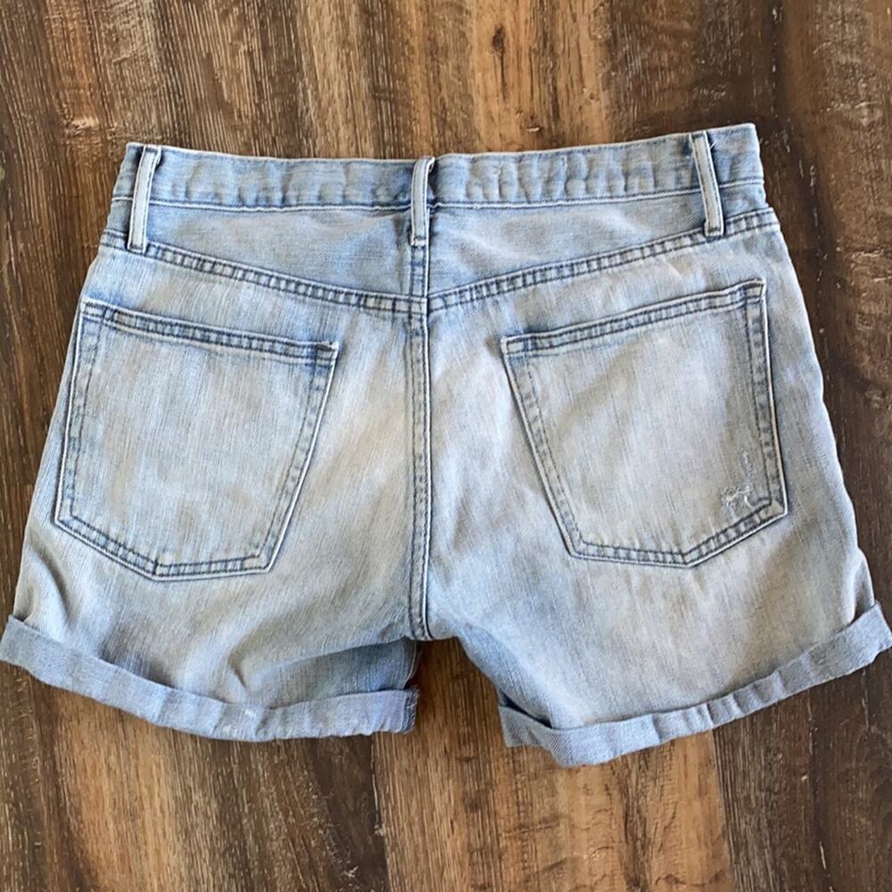 Gap Sexy Boyfriend Distressed Denim Shorts Size 26 - Picture 8 of 8